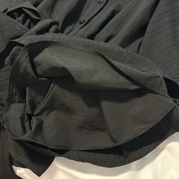 SHEIN Black Button-Up Romper - Picture 5 of 9